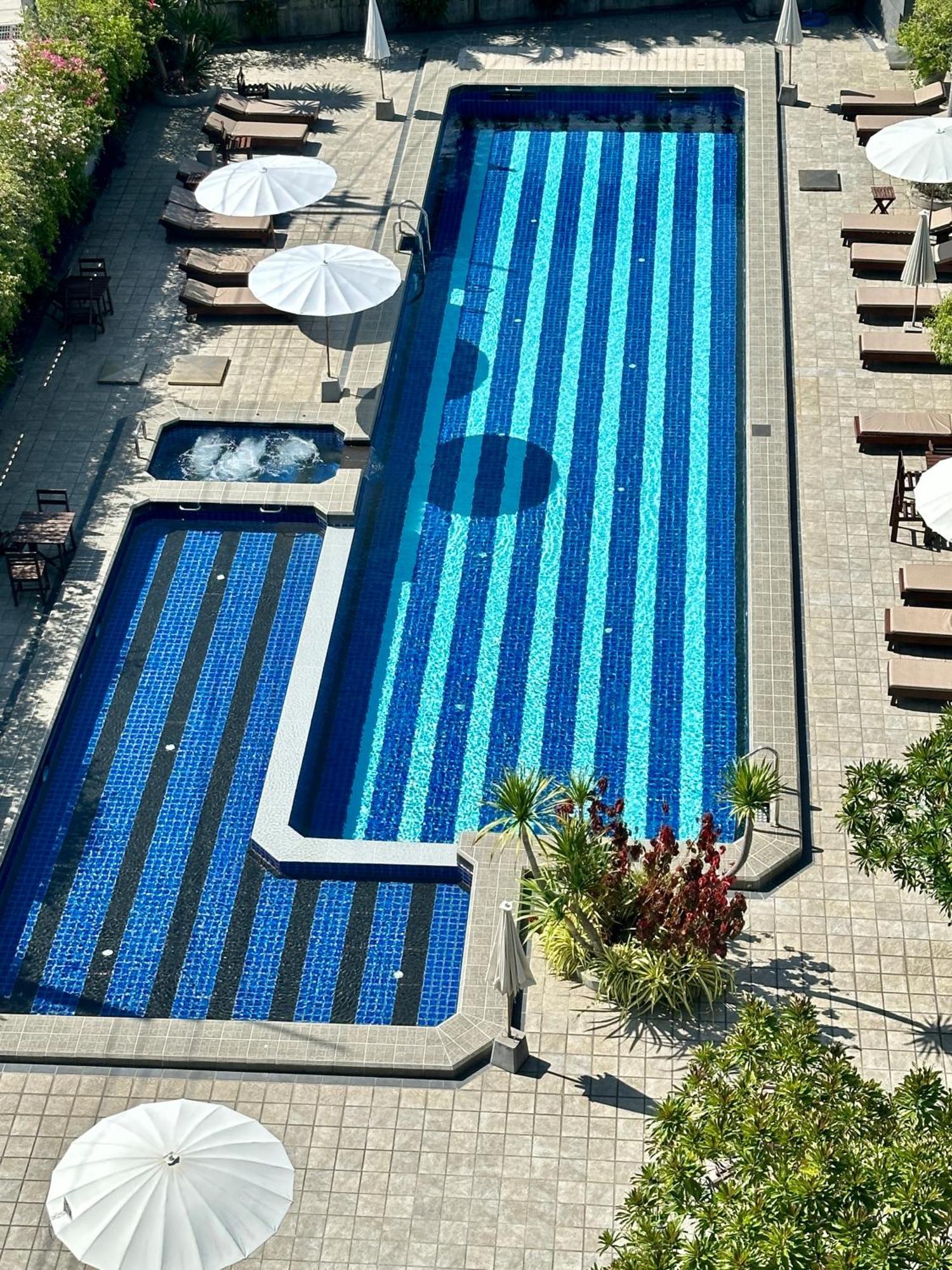 Mangrove Prestige Hotel Na Chom Thian Exterior photo