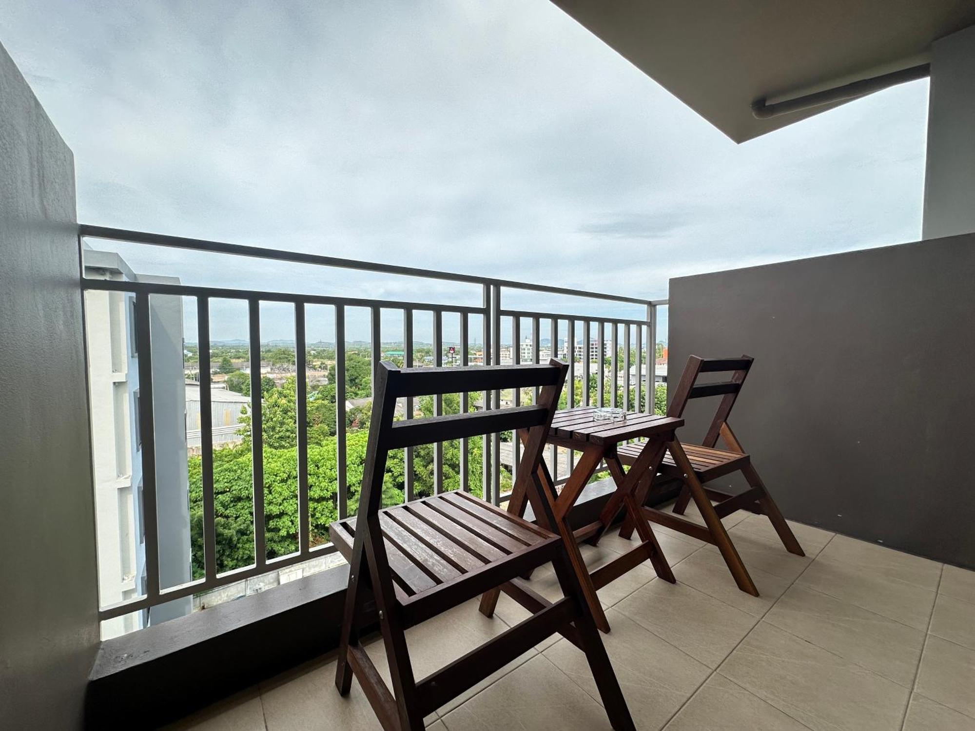 Mangrove Prestige Hotel Na Chom Thian Exterior photo