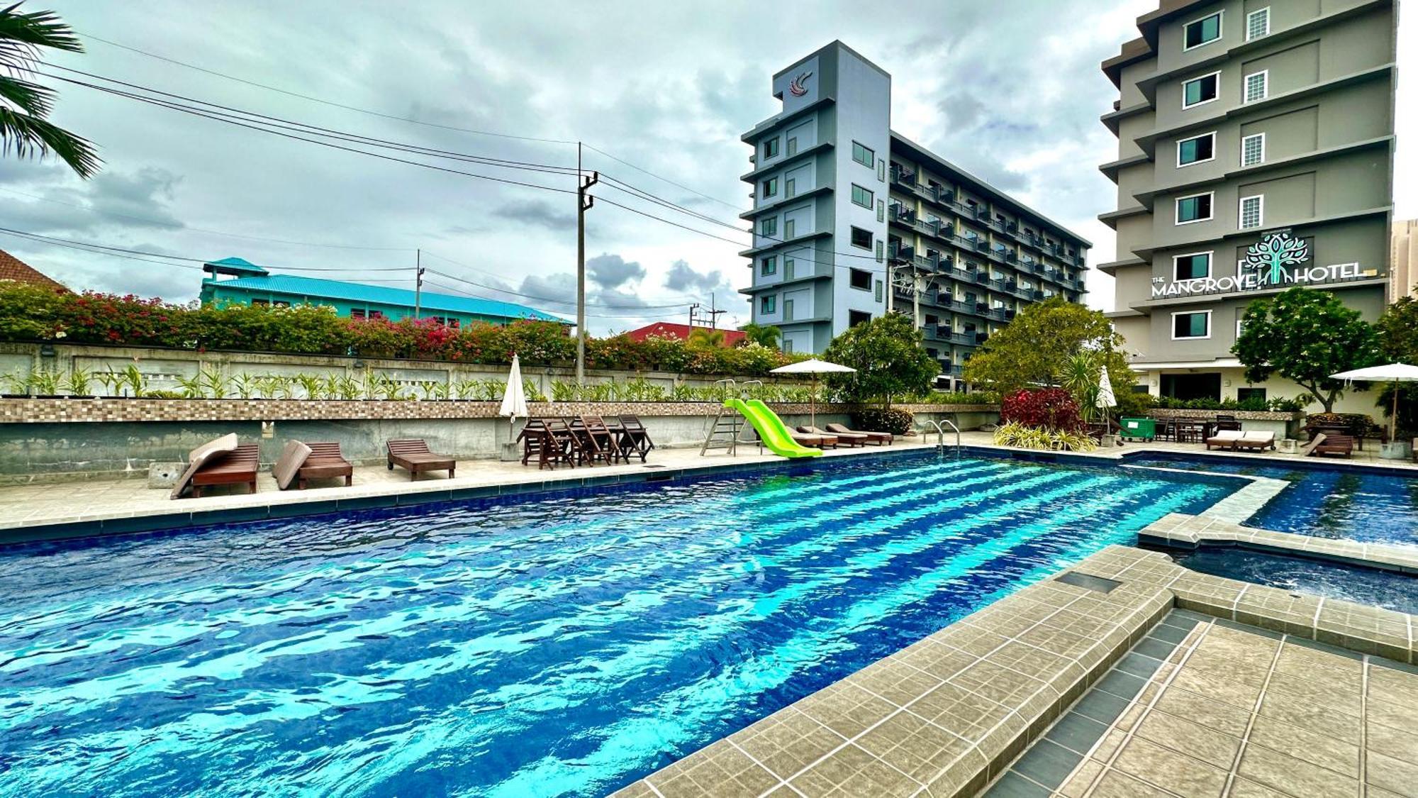 Mangrove Prestige Hotel Na Chom Thian Exterior photo